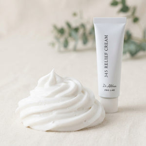 Textura de la crema Dr.Althea 345 Relief Cream
